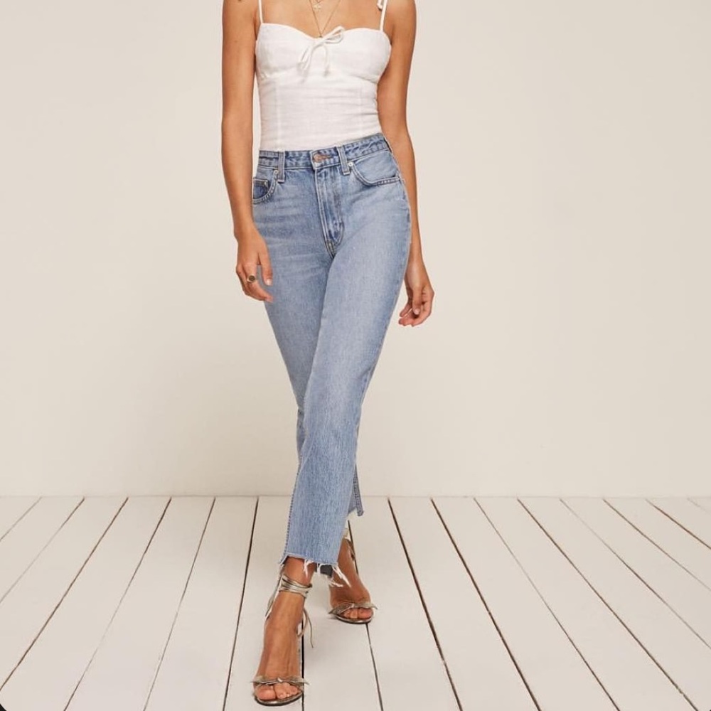 Reformation Cynthia Raw Hem High Rise Light Wash Straight Leg Jeans (24)